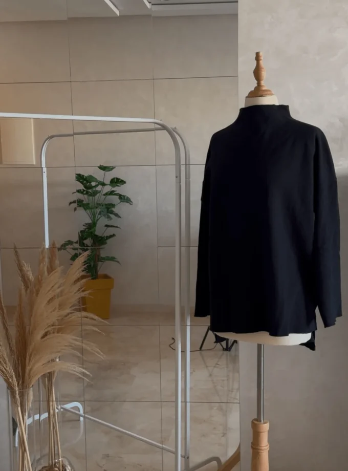 Black / Burgundy Set