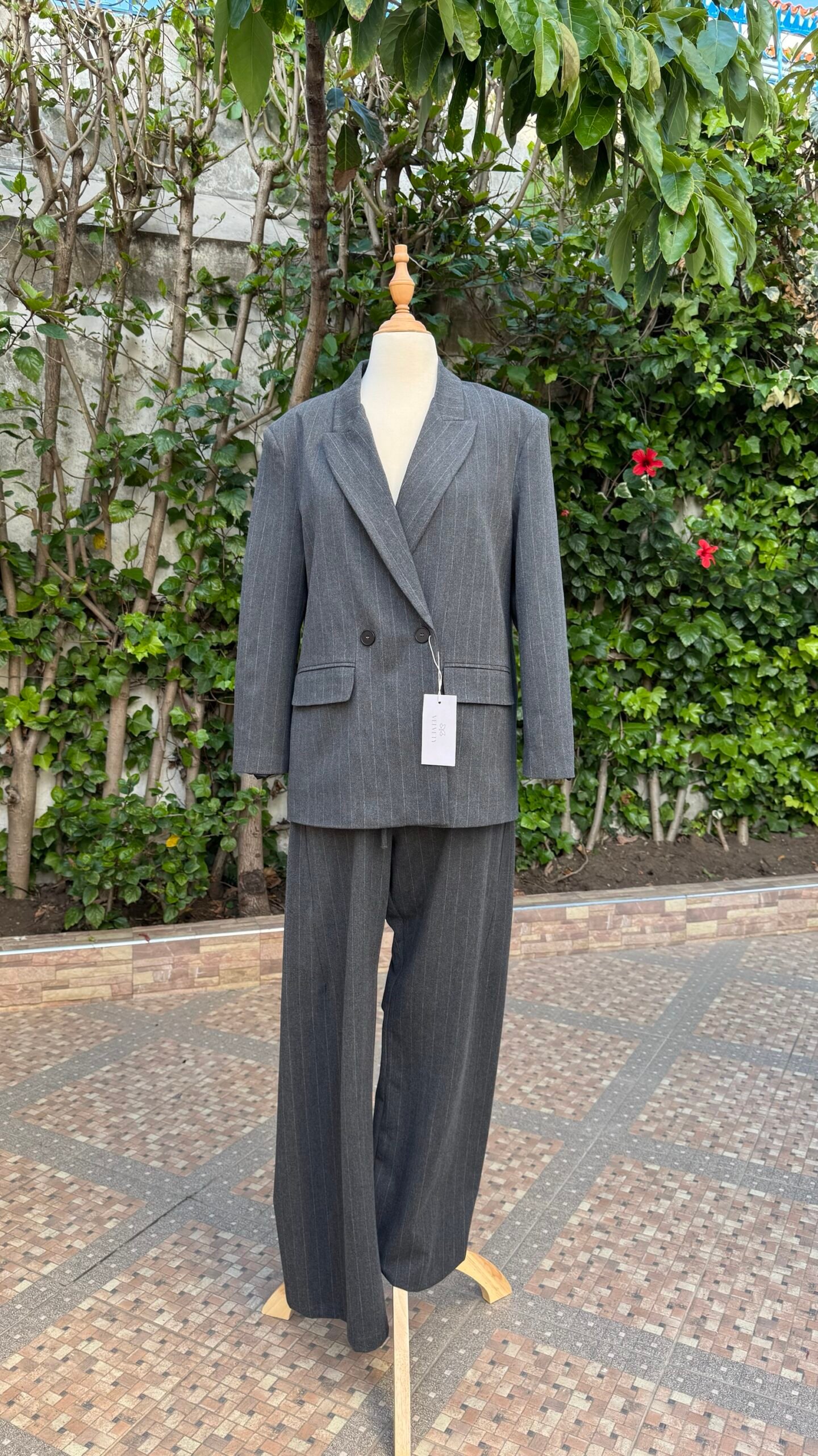 Velvety Suit set - Image 5