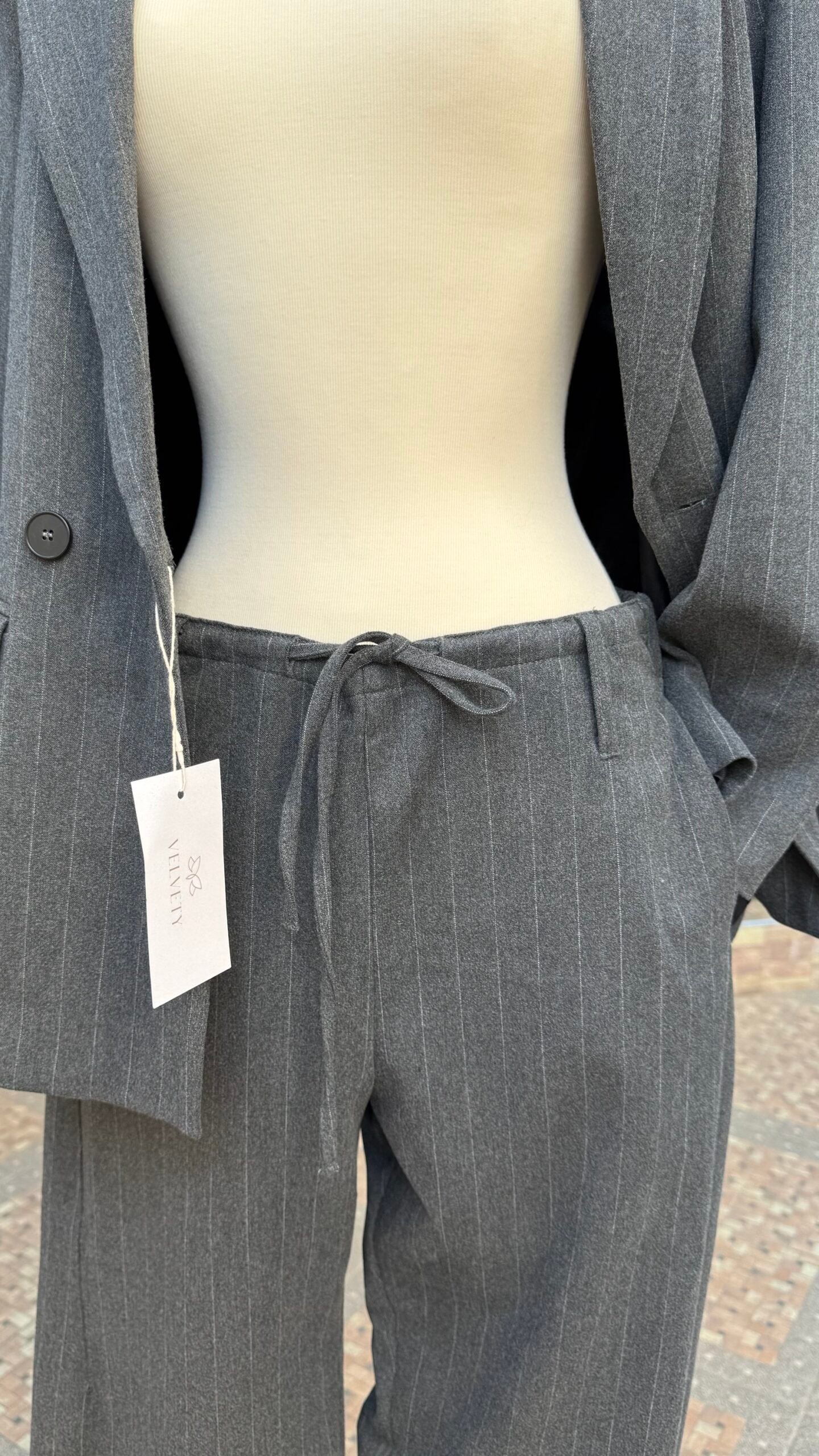 Velvety Suit set - Image 4